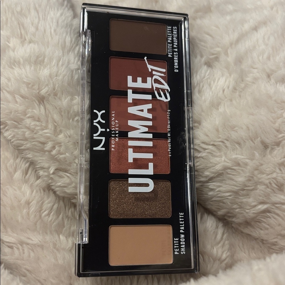 NYX Ultimate Edit Eyeshadow Palette - Warm Tones - Picture 4 of 5